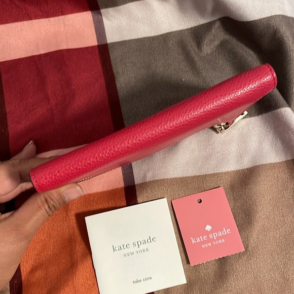 NWT Kate Spade Red Pebbled Leather Wallet - Picture 6 of 7
